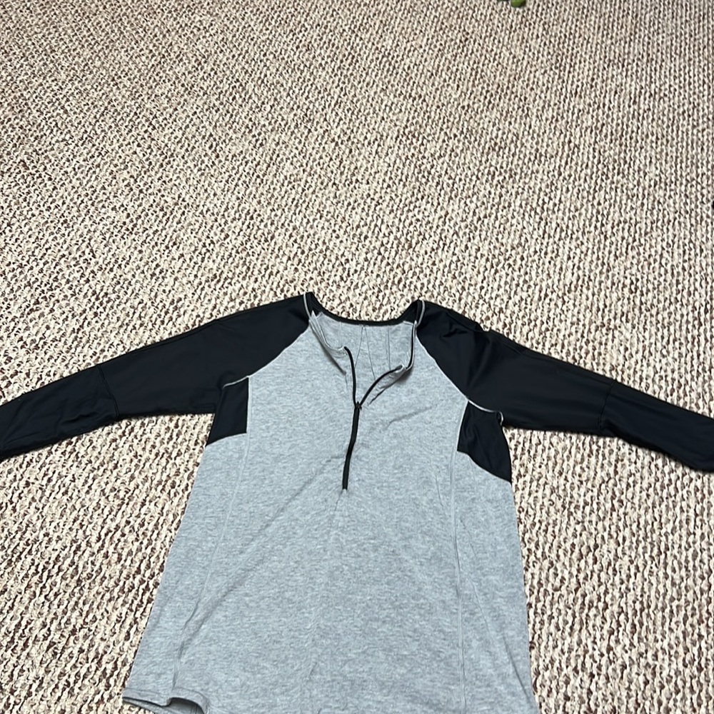 Lululemon - Picture 5 of 8